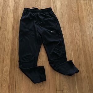 Black Nike youth large sweats